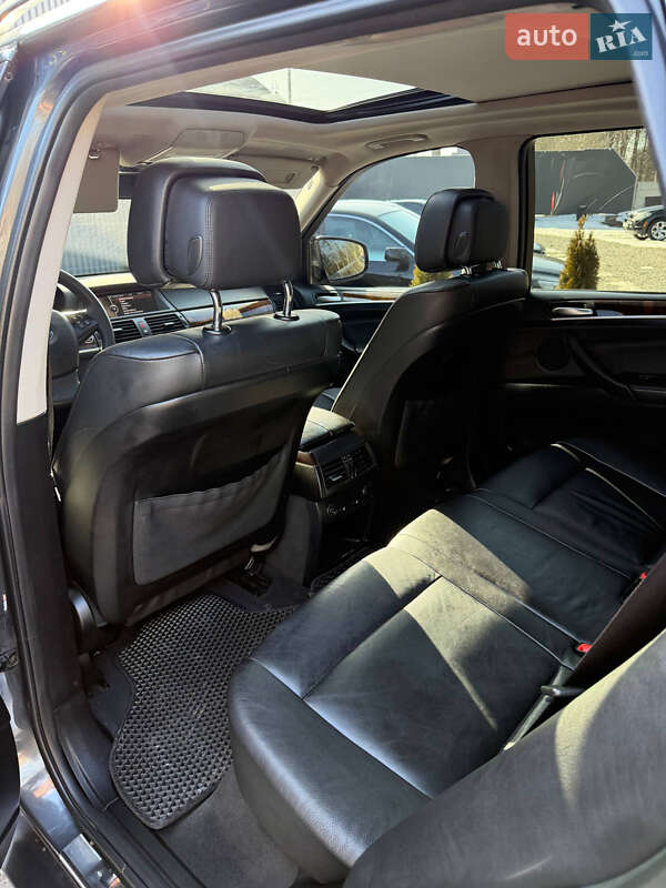 Внедорожник / Кроссовер BMW X5 2011 в Виннице