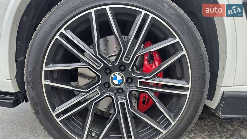 Внедорожник / Кроссовер BMW X5 2022 в Днепре