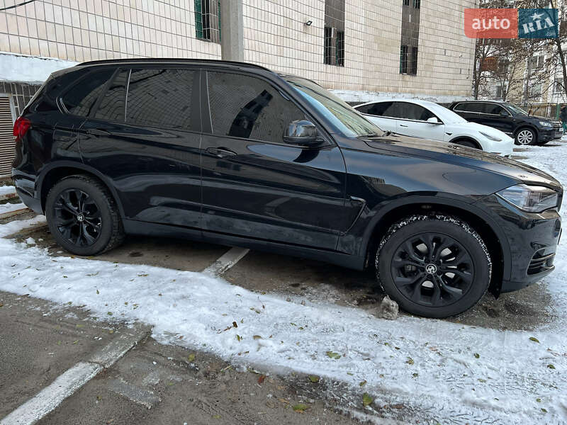 Внедорожник / Кроссовер BMW X5 2015 в Киеве