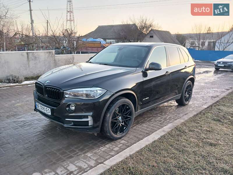 Внедорожник / Кроссовер BMW X5 2016 в Врадиевке
