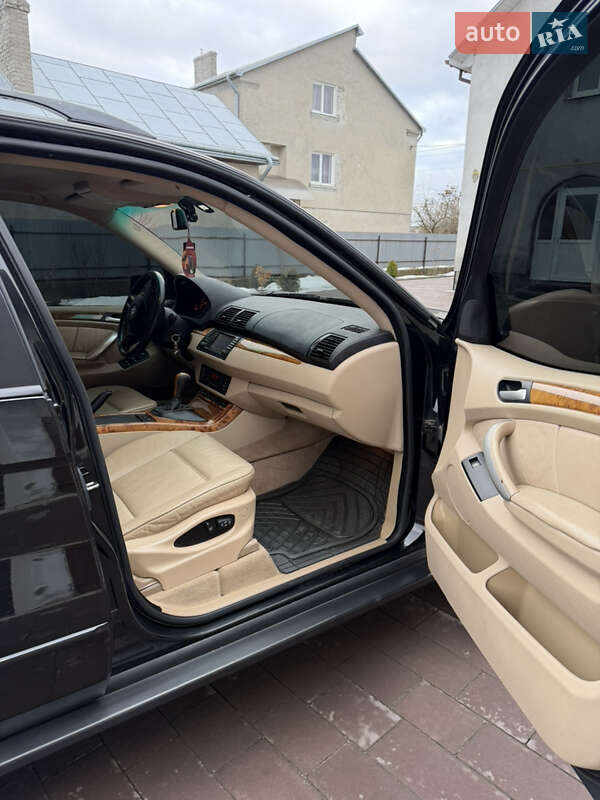 Внедорожник / Кроссовер BMW X5 2002 в Куликове