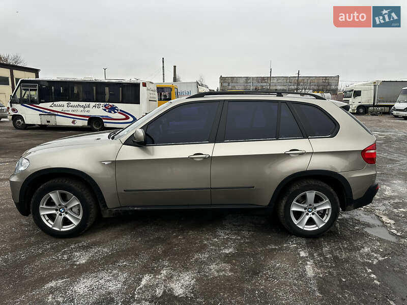 Позашляховик / Кросовер BMW X5 2008 в Рівному
