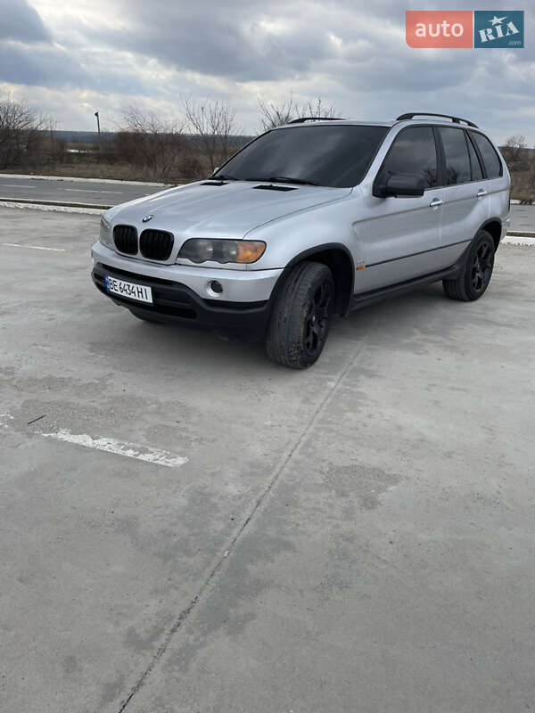 Внедорожник / Кроссовер BMW X5 2001 в Новой Одессе