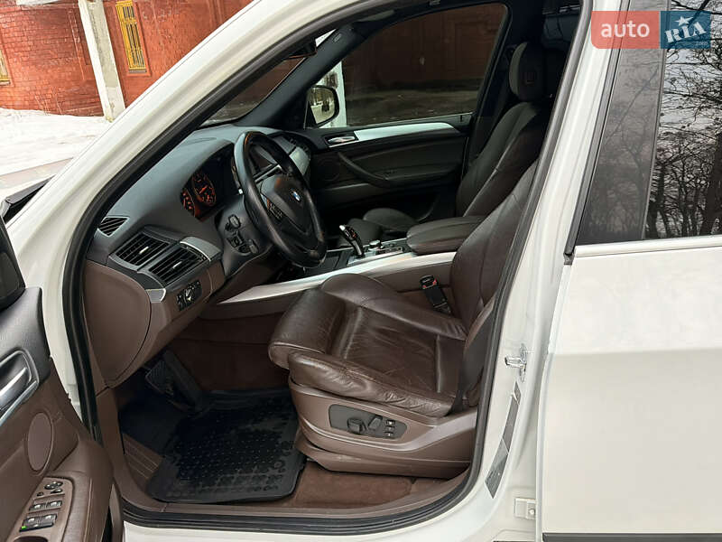 Позашляховик / Кросовер BMW X5 2009 в Чернігові
