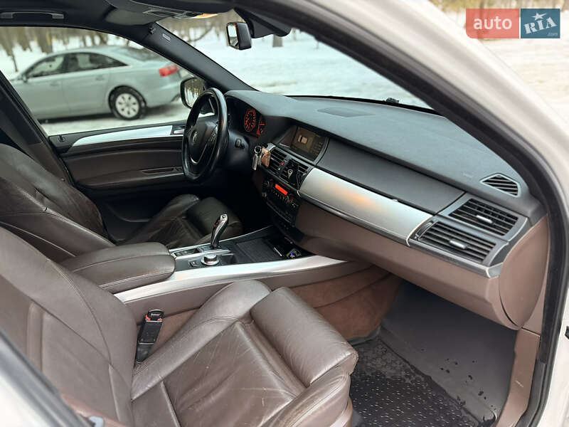 Позашляховик / Кросовер BMW X5 2009 в Чернігові