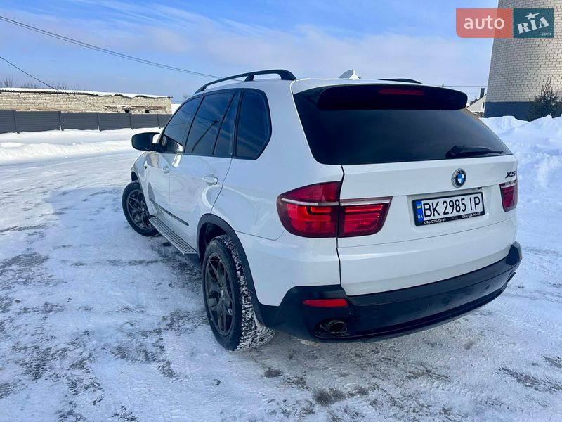 Внедорожник / Кроссовер BMW X5 2008 в Дубно