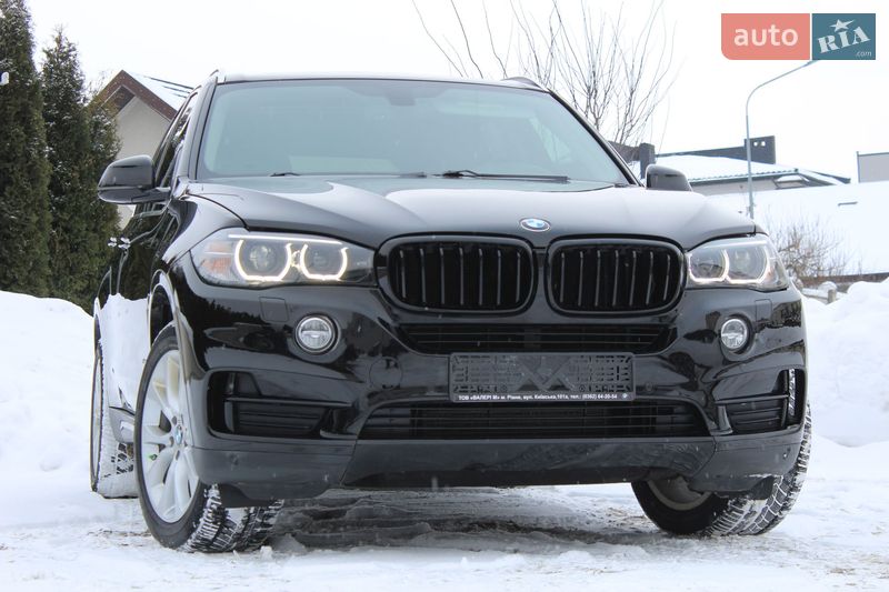 Позашляховик / Кросовер BMW X5 2015 в Рівному
