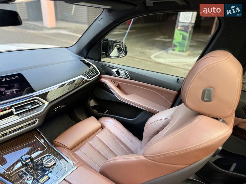 Внедорожник / Кроссовер BMW X5 2018 в Киеве