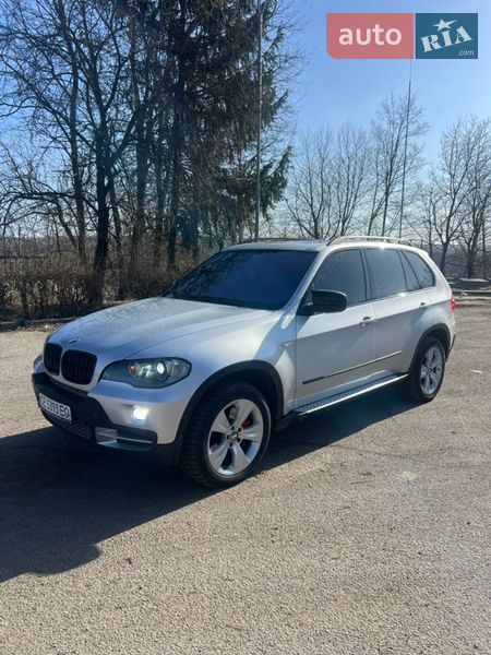Позашляховик / Кросовер BMW X5 2008 в Чернівцях