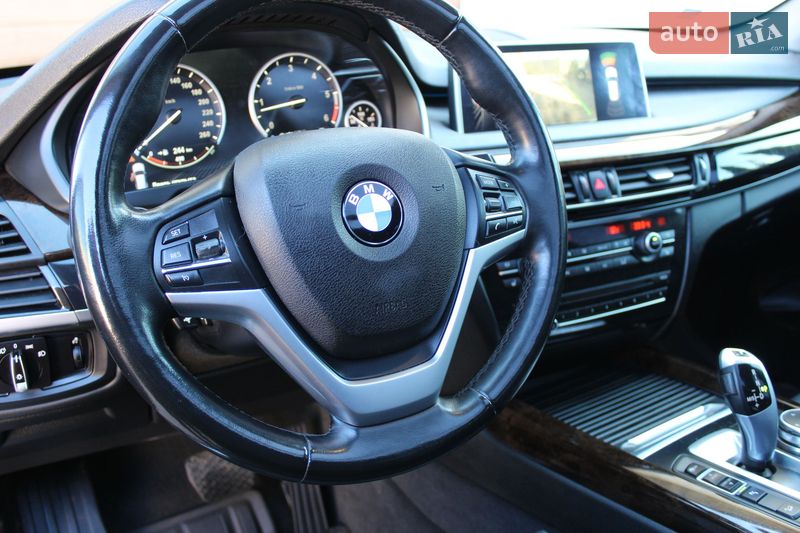 Позашляховик / Кросовер BMW X5 2015 в Рівному