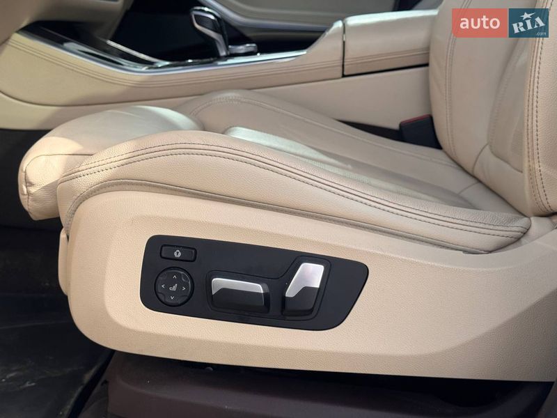 Позашляховик / Кросовер BMW X5 2018 в Києві фото 36 Позашляховик / Кросовер BMW X5 2018 в Києві