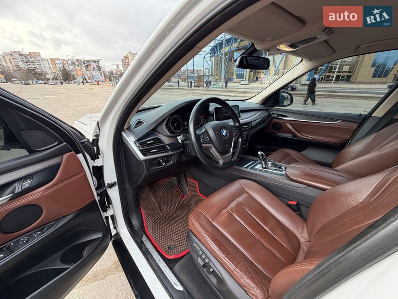 Внедорожник / Кроссовер BMW X5 2016 в Харькове