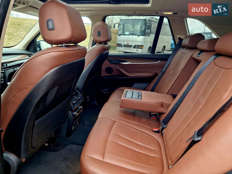 Внедорожник / Кроссовер BMW X5 2015 в Днепре