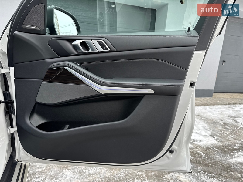 Внедорожник / Кроссовер BMW X5 2023 в Тернополе