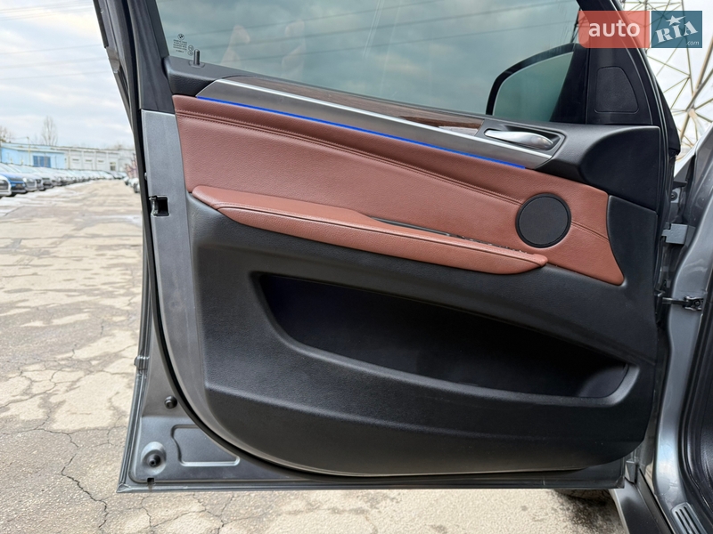 Внедорожник / Кроссовер BMW X5 2012 в Харькове