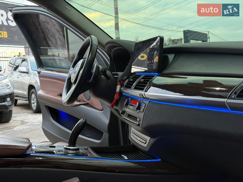 Внедорожник / Кроссовер BMW X5 2012 в Харькове