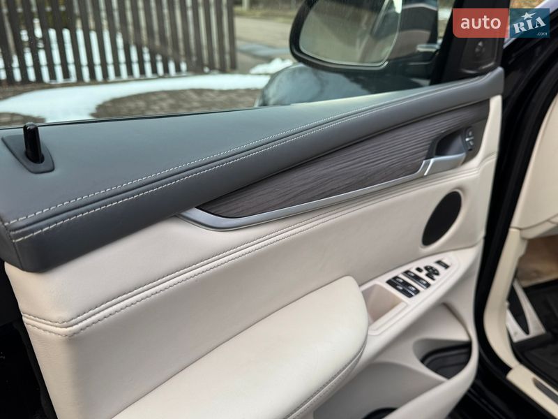 Внедорожник / Кроссовер BMW X5 2015 в Одессе