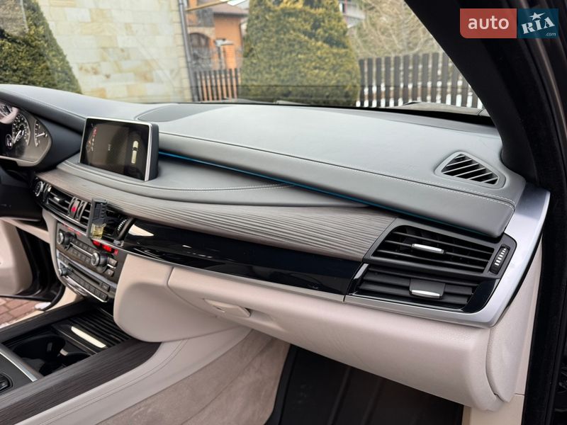 Внедорожник / Кроссовер BMW X5 2015 в Одессе