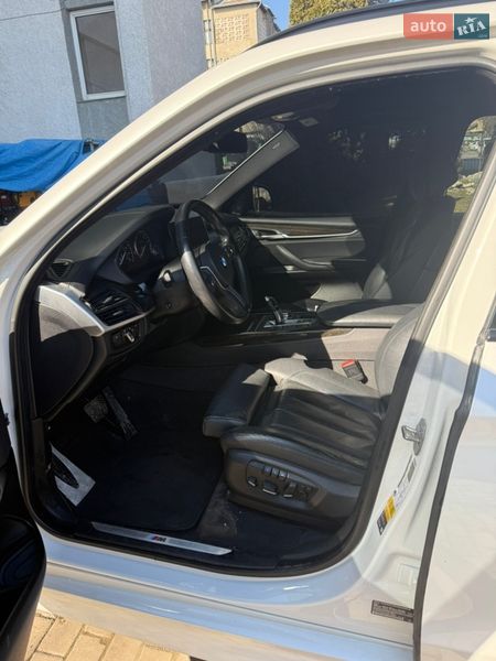 Позашляховик / Кросовер BMW X5 2016 в Чернівцях