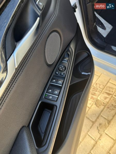 Позашляховик / Кросовер BMW X5 2016 в Чернівцях