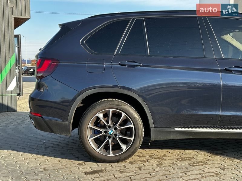 Позашляховик / Кросовер BMW X5 2015 в Львові
