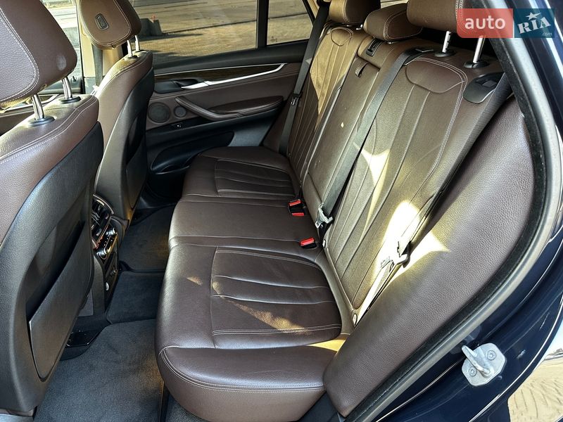 Позашляховик / Кросовер BMW X5 2015 в Львові