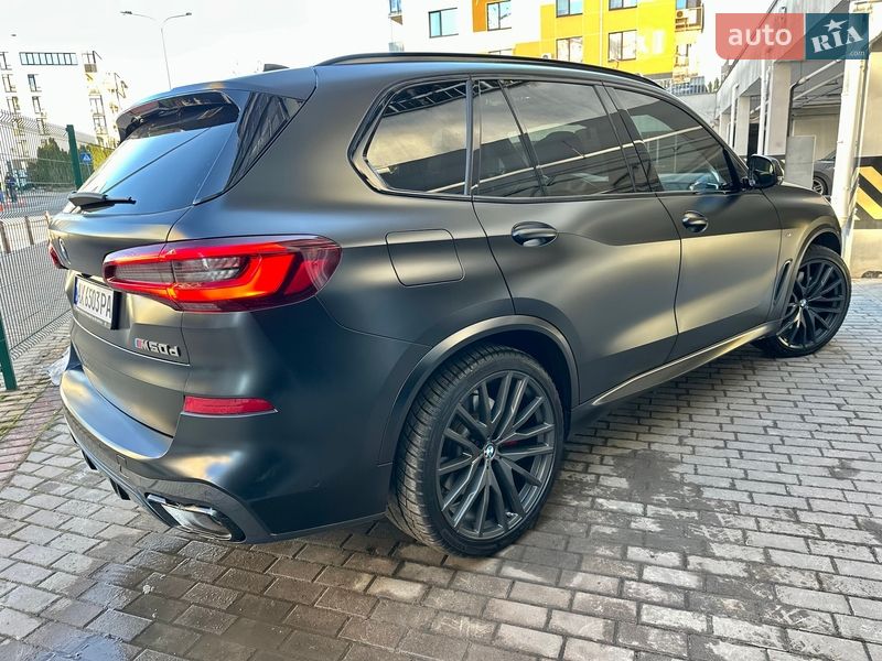 Внедорожник / Кроссовер BMW X5 2022 в Киеве