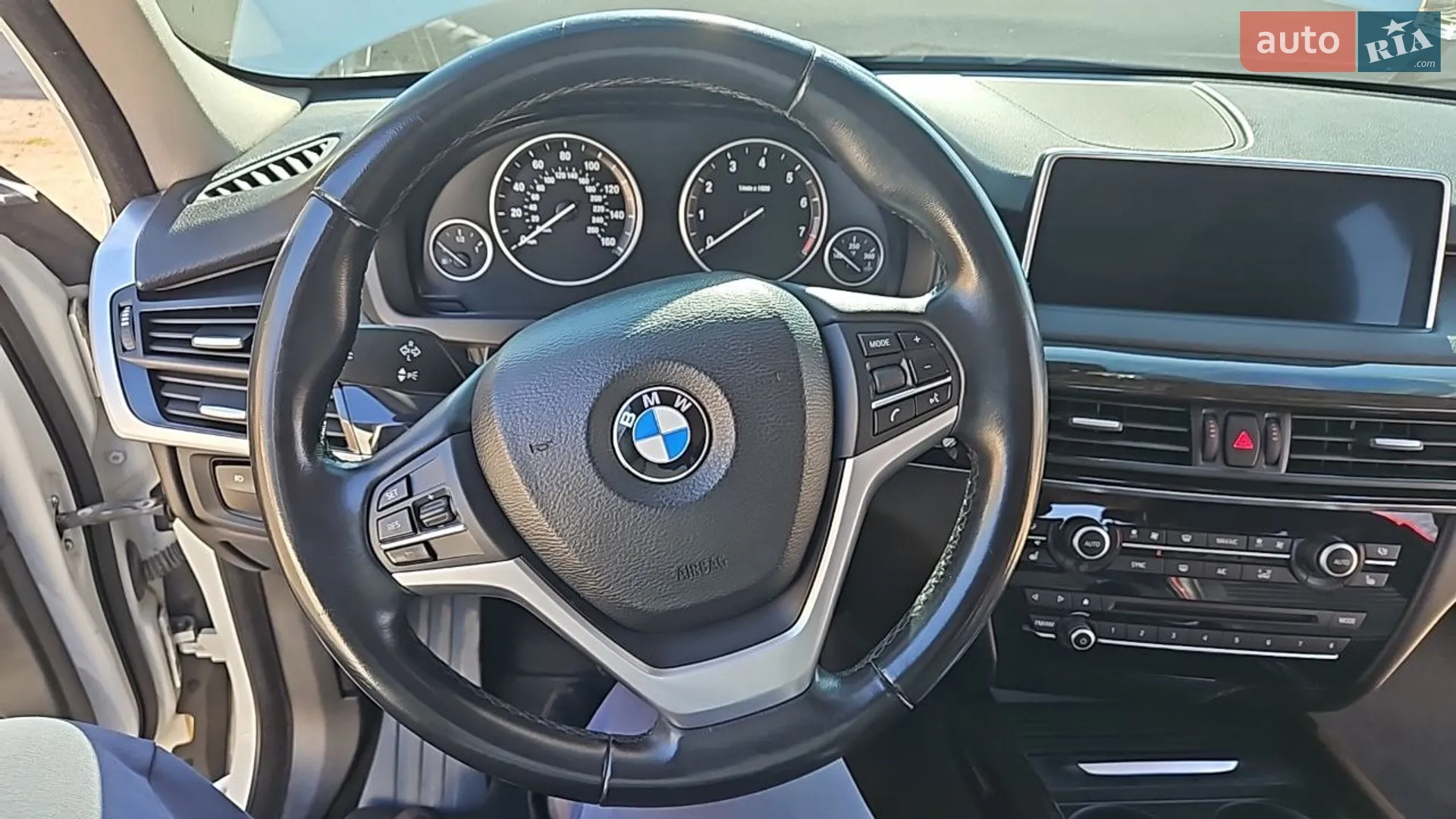 2015 BMW X5 - мініатюра 11