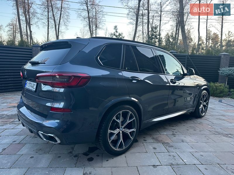 Внедорожник / Кроссовер BMW X5 2019 в Киеве