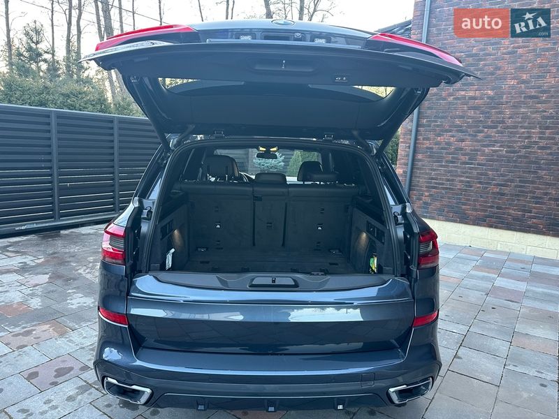 Внедорожник / Кроссовер BMW X5 2019 в Киеве