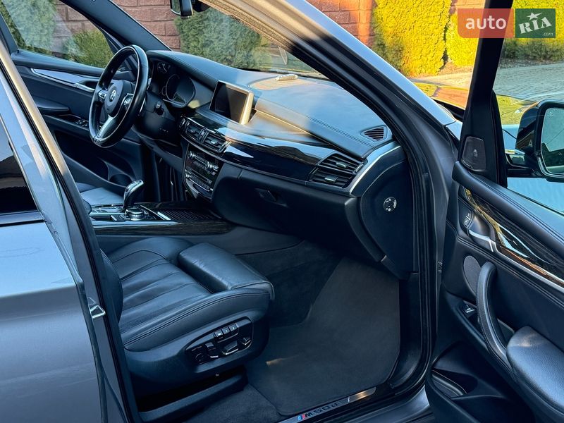 Внедорожник / Кроссовер BMW X5 2016 в Ровно