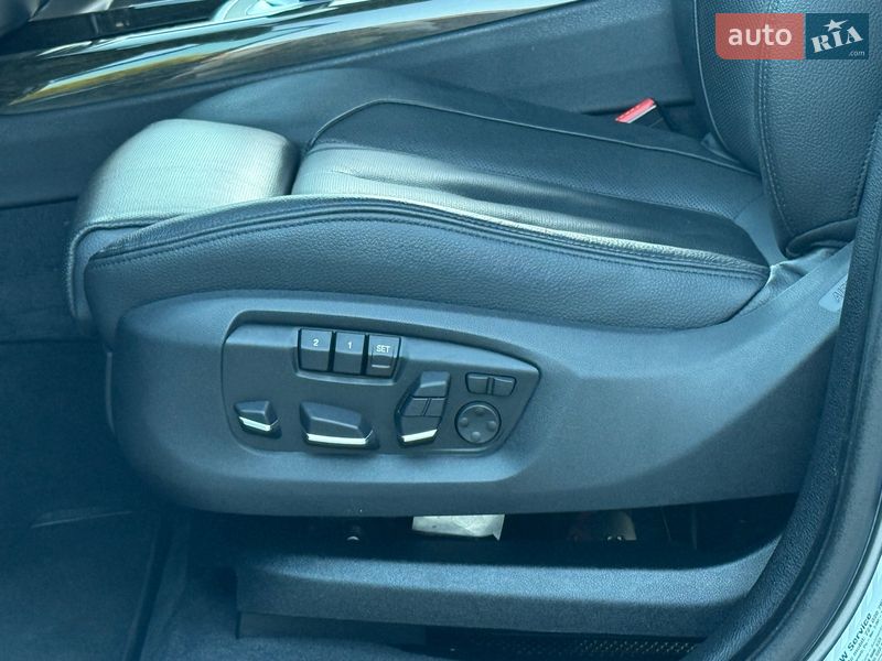Внедорожник / Кроссовер BMW X5 2016 в Ровно