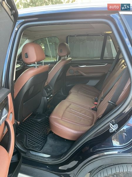 Позашляховик / Кросовер BMW X5 2016 в Львові