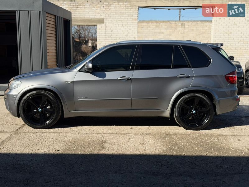 Внедорожник / Кроссовер BMW X5 2012 в Житомире