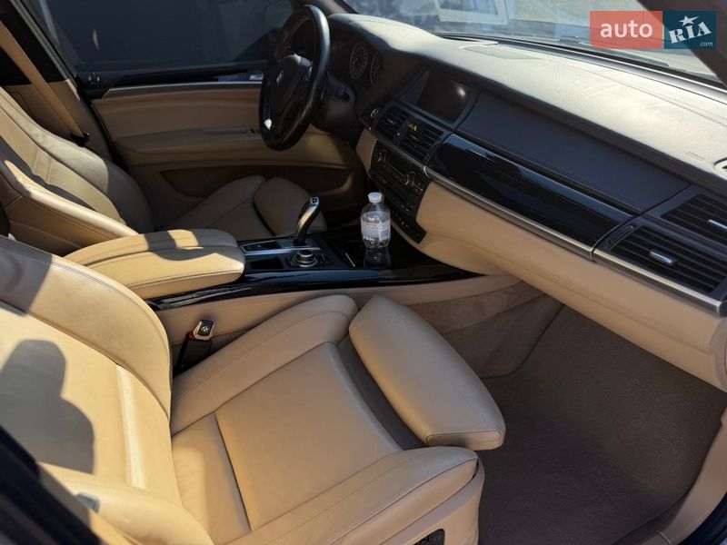 Внедорожник / Кроссовер BMW X5 2012 в Житомире