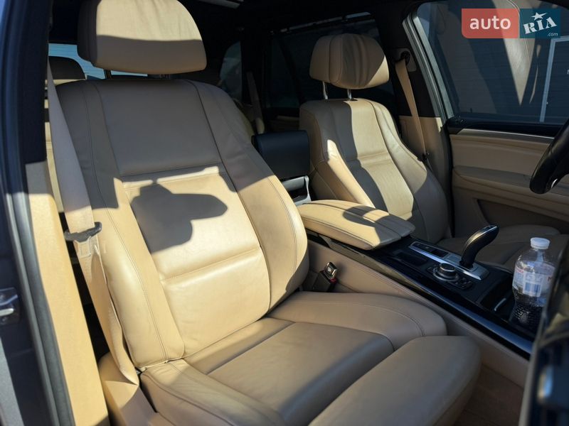 Внедорожник / Кроссовер BMW X5 2012 в Житомире