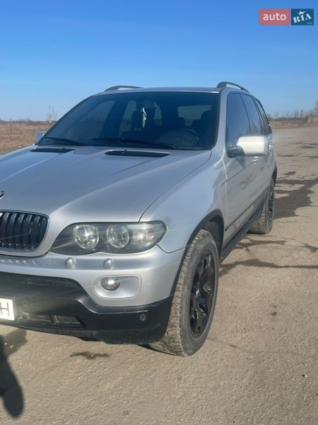 Внедорожник / Кроссовер BMW X5 2004 в Ровно