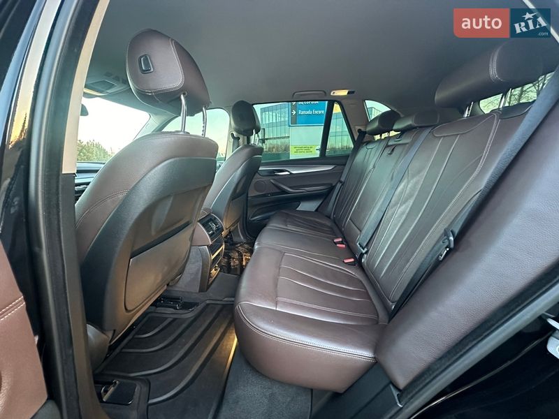 Внедорожник / Кроссовер BMW X5 2016 в Киеве