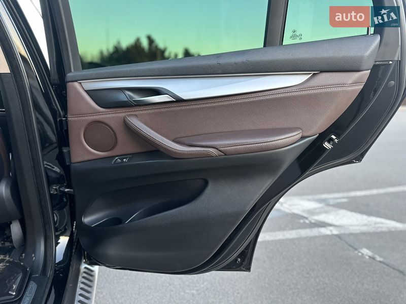 Внедорожник / Кроссовер BMW X5 2016 в Киеве