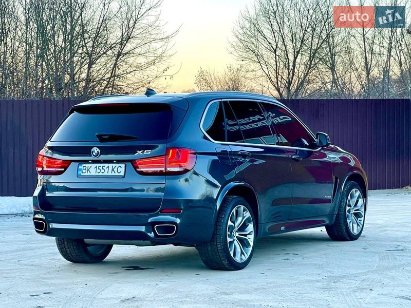 Внедорожник / Кроссовер BMW X5 2015 в Дубно