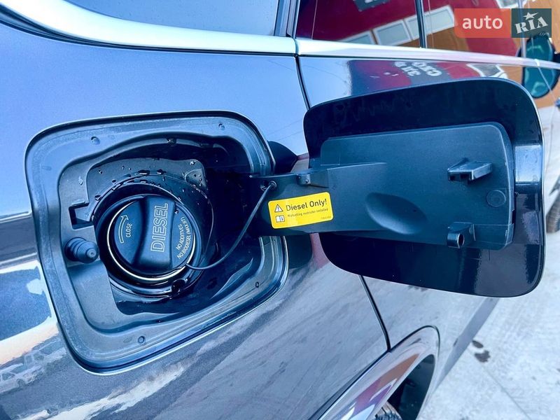 Внедорожник / Кроссовер BMW X5 2015 в Дубно