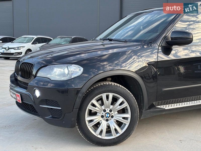 Позашляховик / Кросовер BMW X5 2012 в Львові