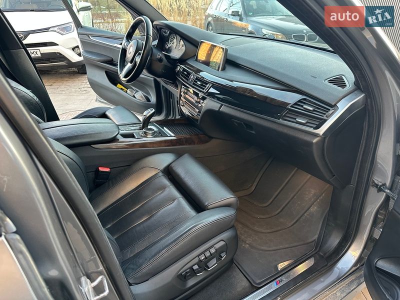 Внедорожник / Кроссовер BMW X5 2016 в Киеве