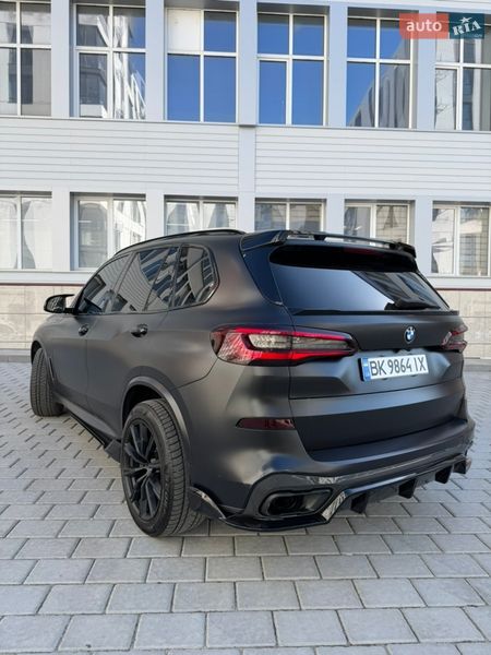 Внедорожник / Кроссовер BMW X5 2019 в Ровно