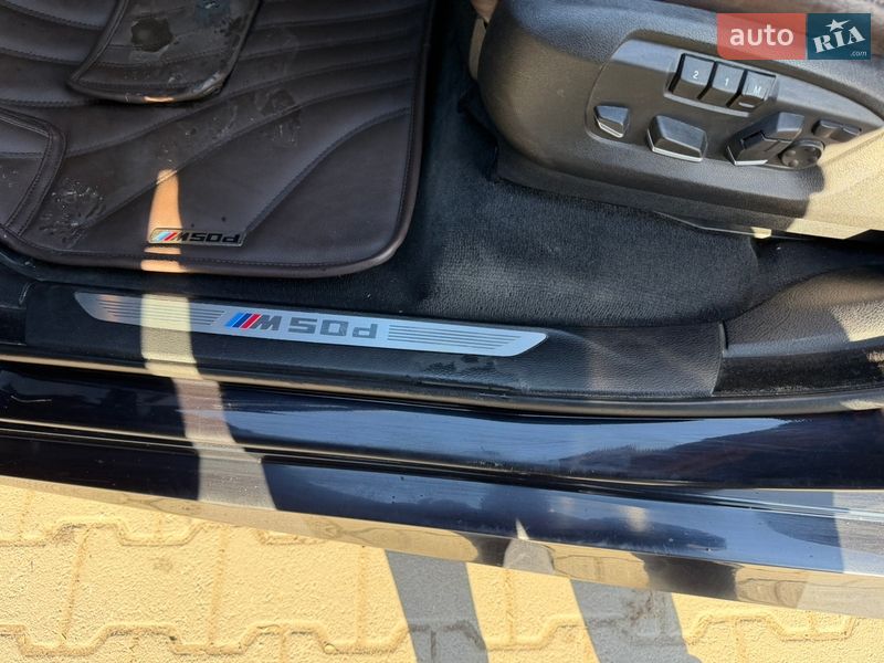 Позашляховик / Кросовер BMW X5 2013 в Чернівцях