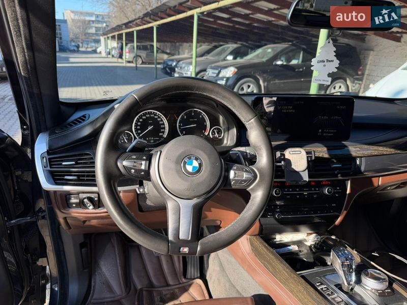 Позашляховик / Кросовер BMW X5 2013 в Чернівцях