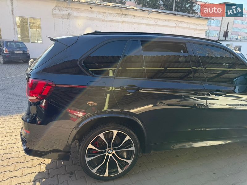 Позашляховик / Кросовер BMW X5 2013 в Чернівцях
