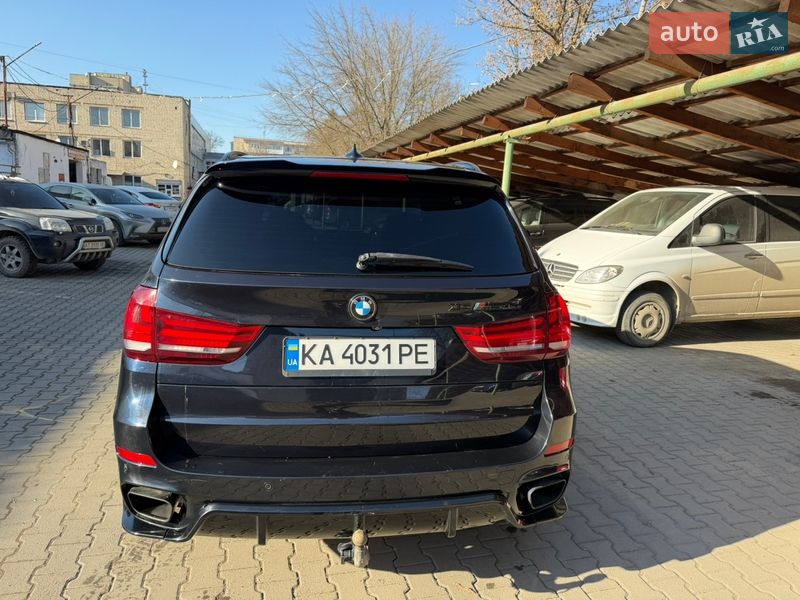 Позашляховик / Кросовер BMW X5 2013 в Чернівцях