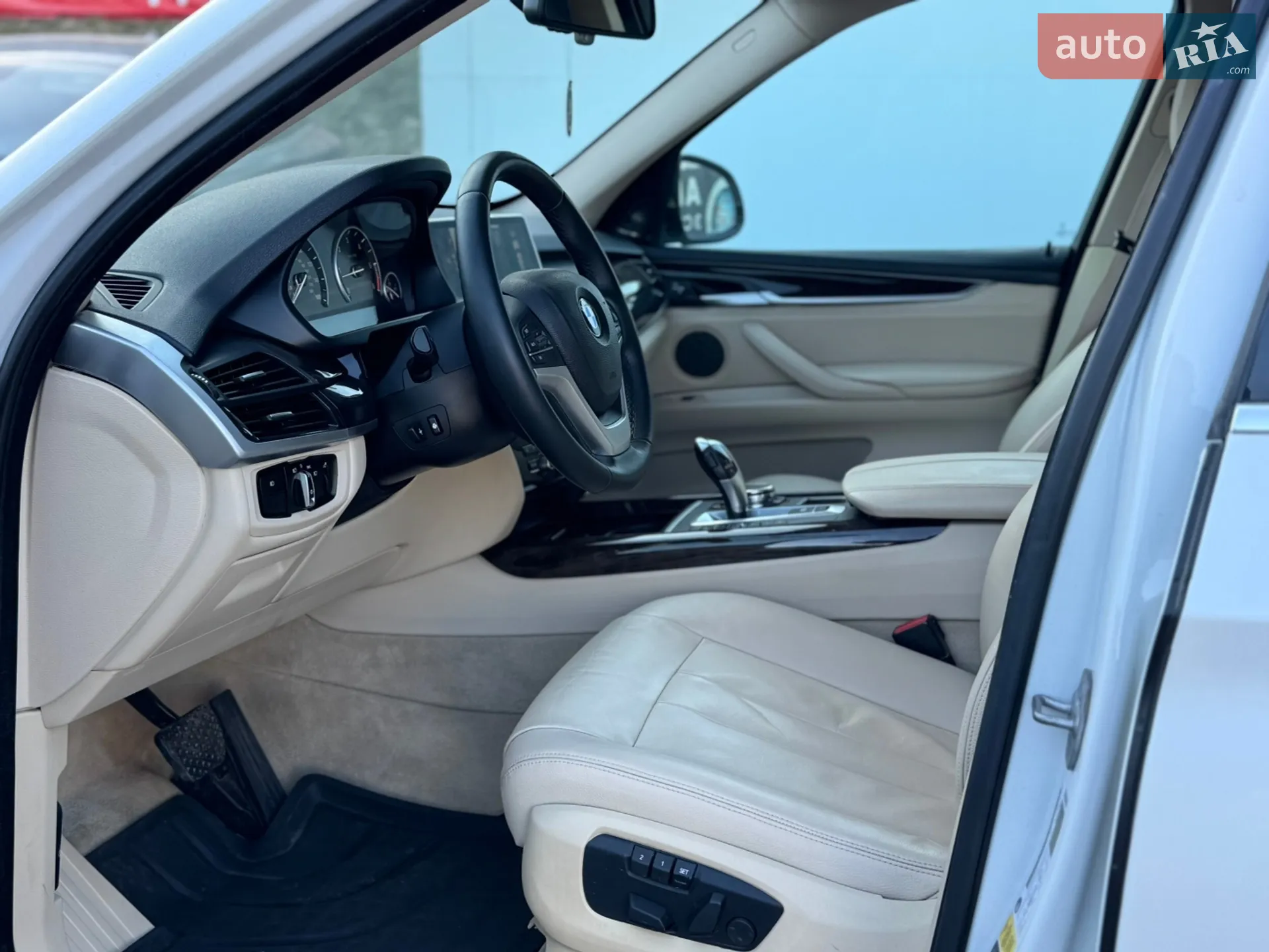 2015 BMW X5 - мініатюра 14