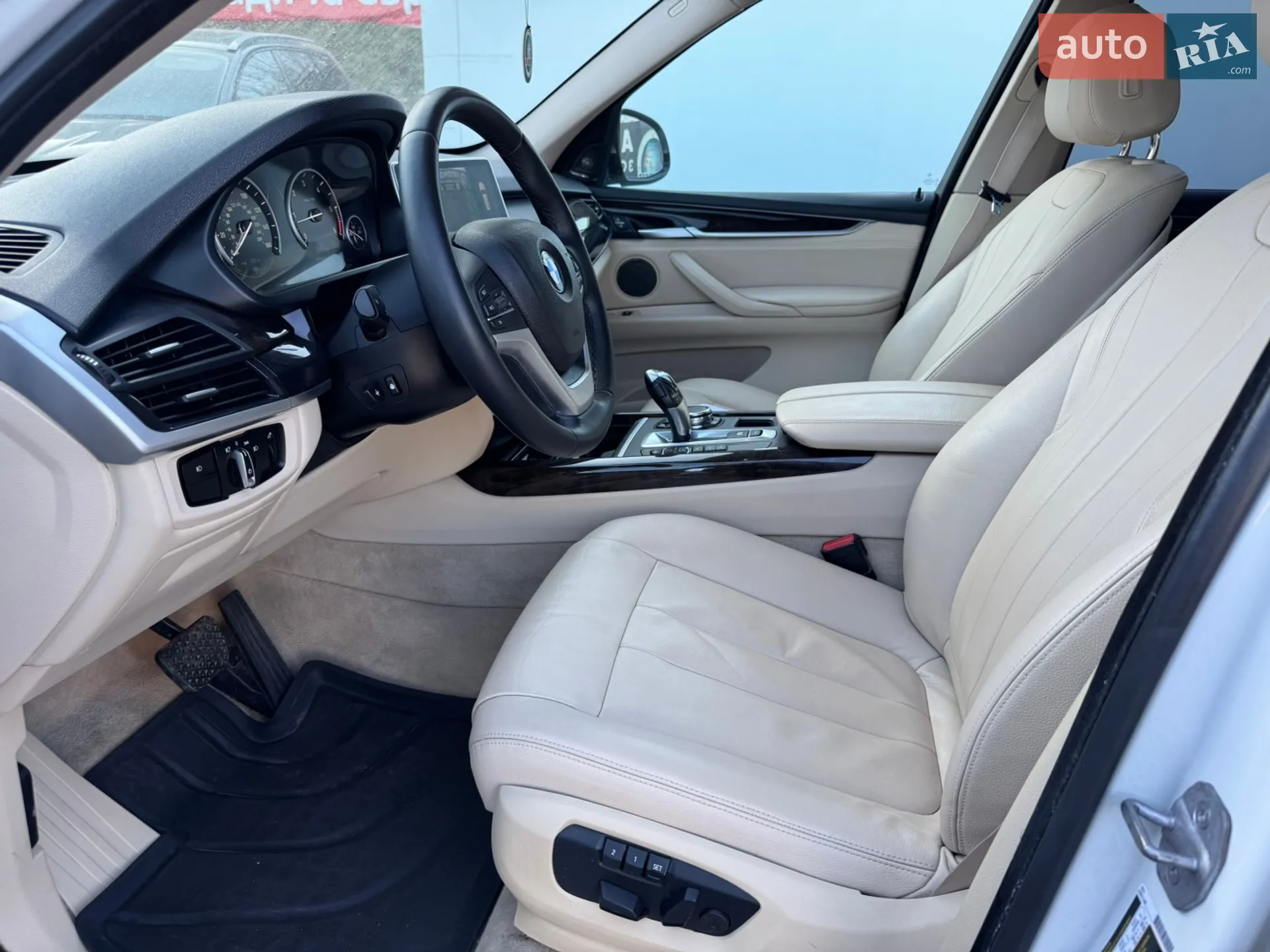 2015 BMW X5 - мініатюра 15